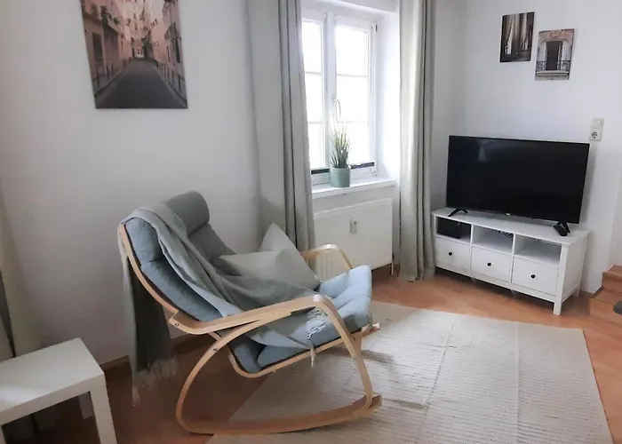 Beim Schloss Orth Mit Eigenem Parkplatz Apartment *